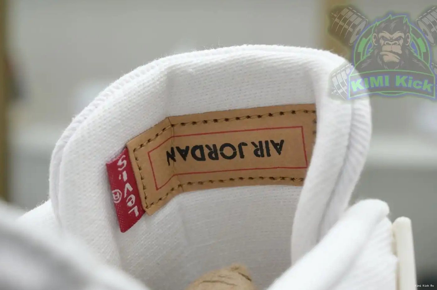 4 Air tag) white levis (levis Jordan Kimikick Jordan 0327